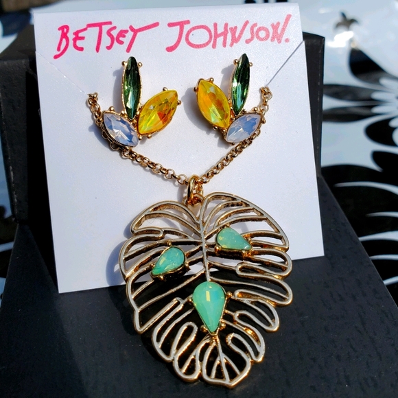 Betsey Johnson Tropical Palm Leaf Necklace Earring - Picture 1 of 4